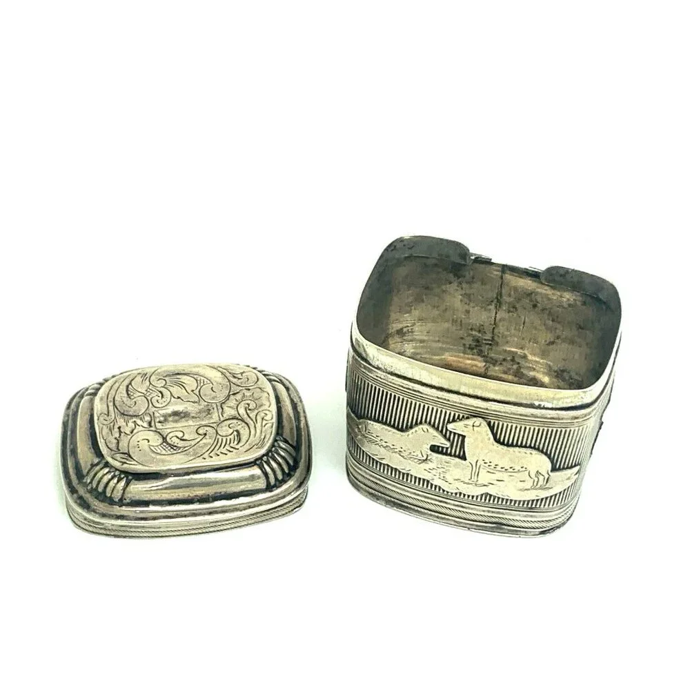 N/A dutch box